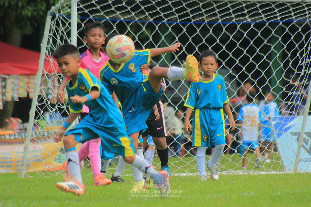 u9 170526 cileungsi united vs rajawali nusantara