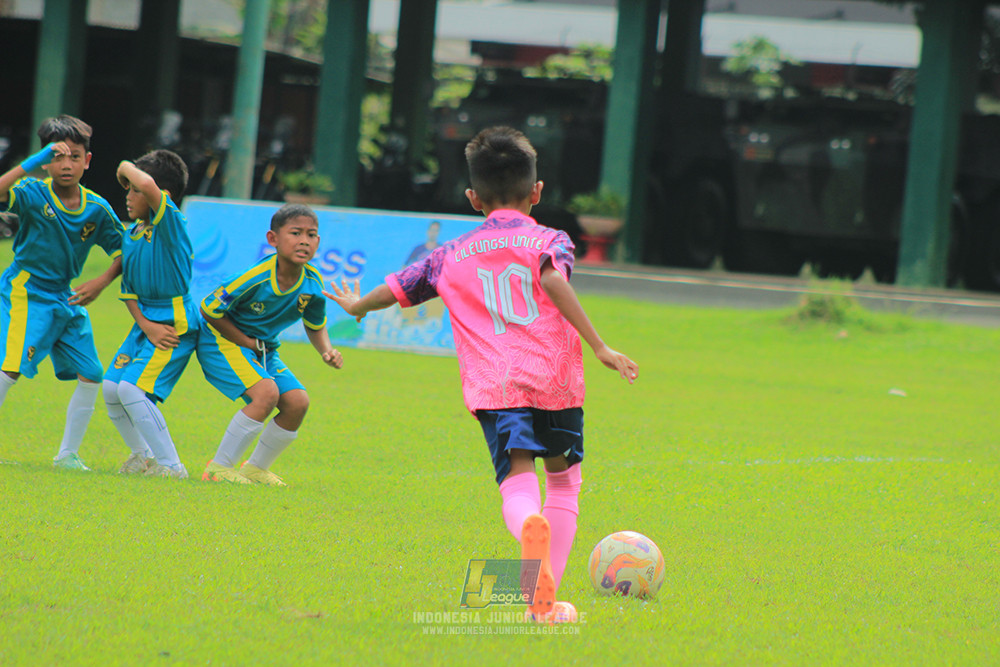 u9 170526 cileungsi united vs rajawali nusantara