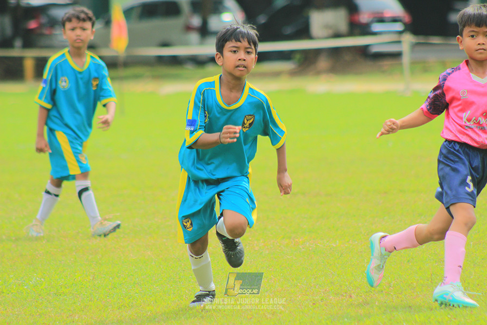 u9 170526 cileungsi united vs rajawali nusantara