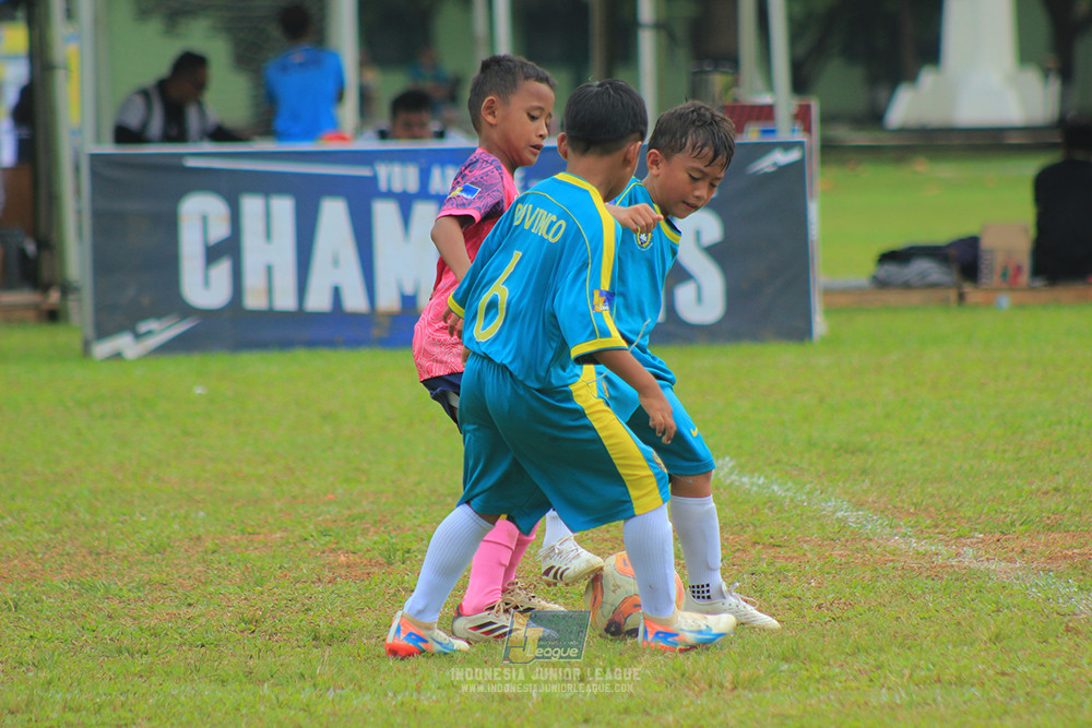 u9 170526 cileungsi united vs rajawali nusantara