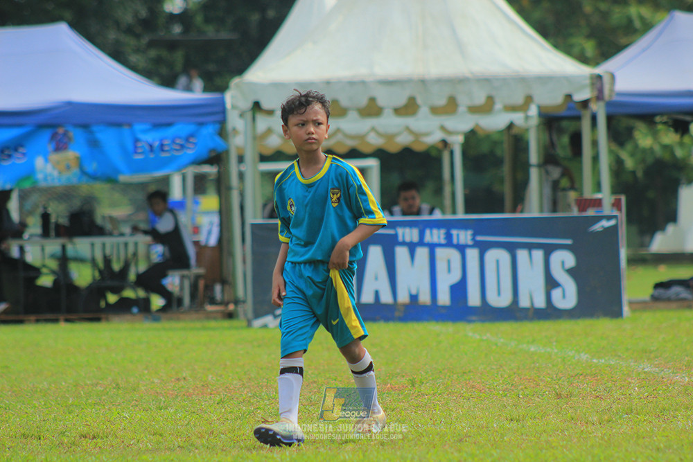 u9 170526 cileungsi united vs rajawali nusantara