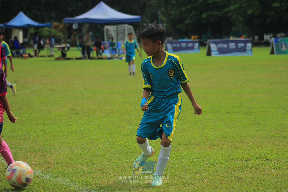 u9 170526 cileungsi united vs rajawali nusantara
