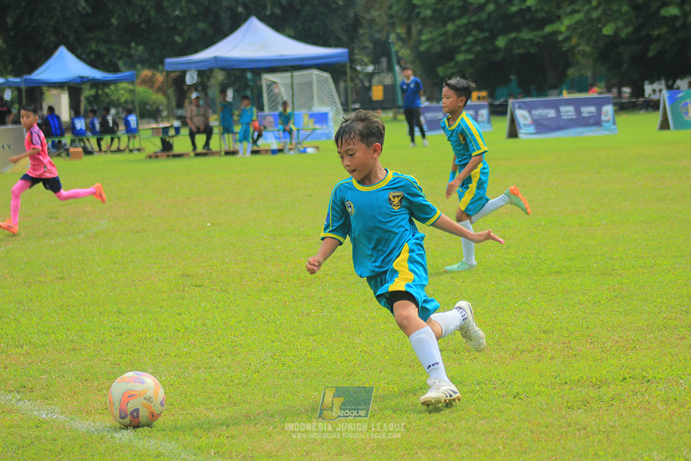 u9 170526 cileungsi united vs rajawali nusantara