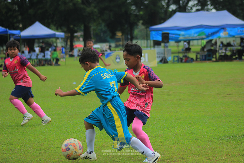 u9 170526 cileungsi united vs rajawali nusantara