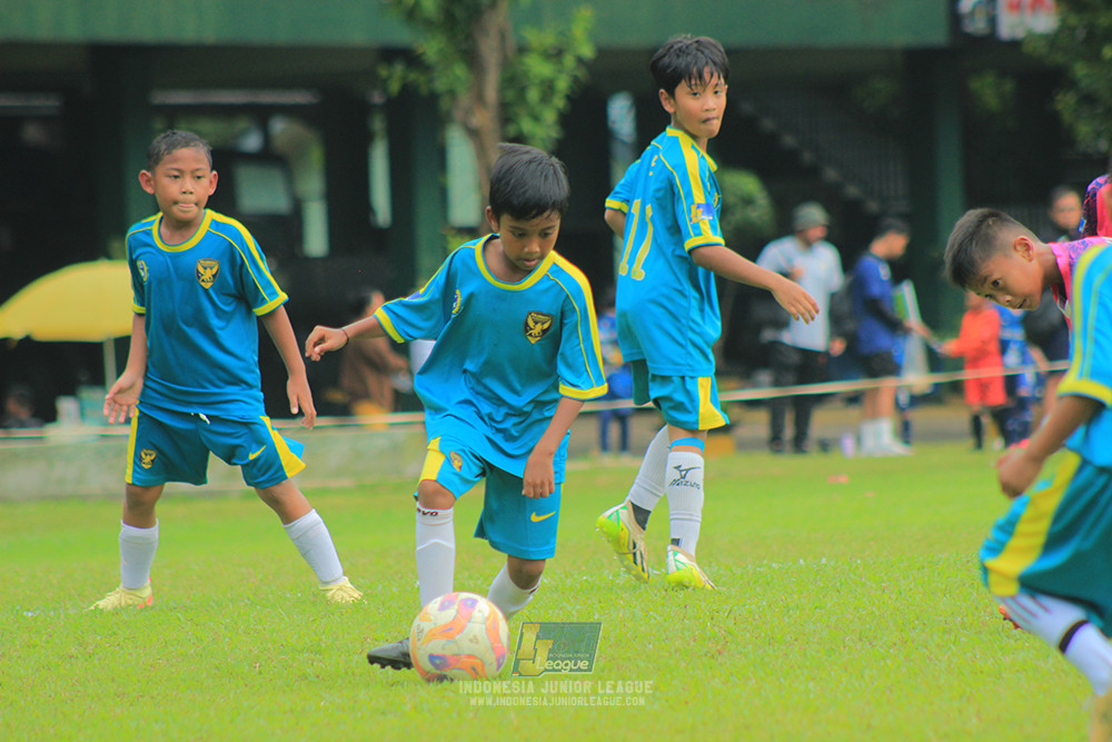 u9 170526 cileungsi united vs rajawali nusantara