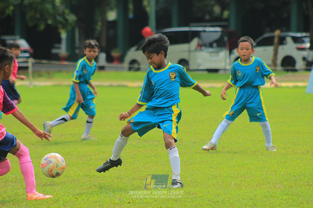 u9 170526 cileungsi united vs rajawali nusantara