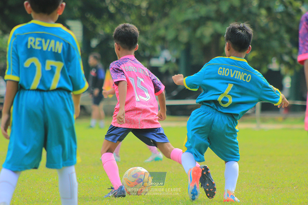 u9 170526 cileungsi united vs rajawali nusantara