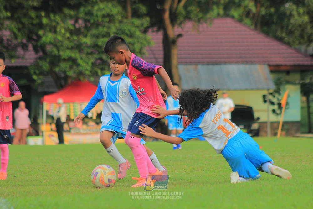 u9 170526 proball football vs cileungsi united