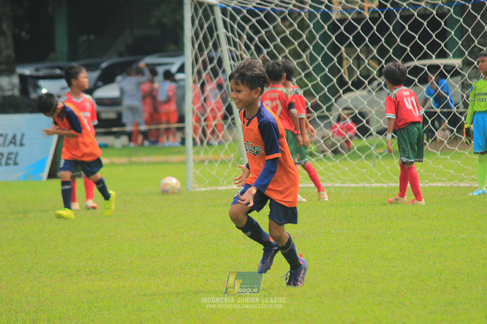 u9 170526 versus academy vs wiradhika soccer