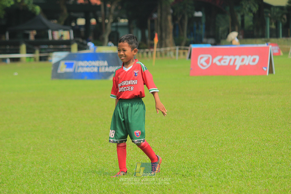 u9 170526 versus academy vs wiradhika soccer