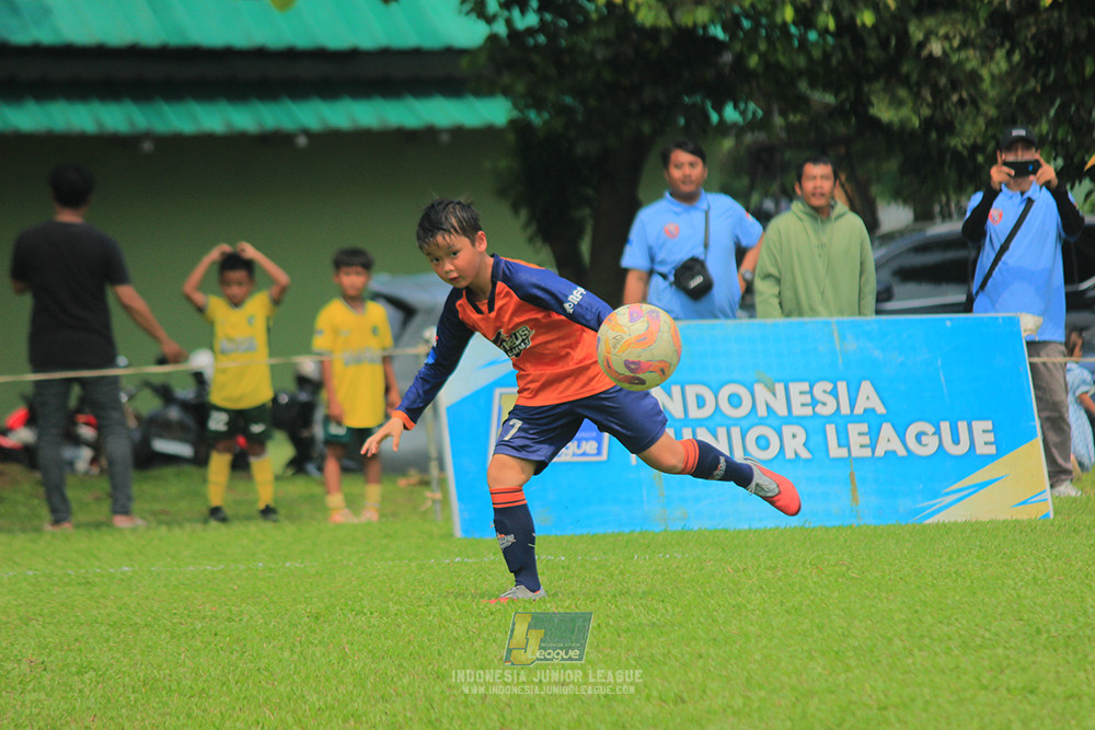 u9 170526 versus academy vs wiradhika soccer
