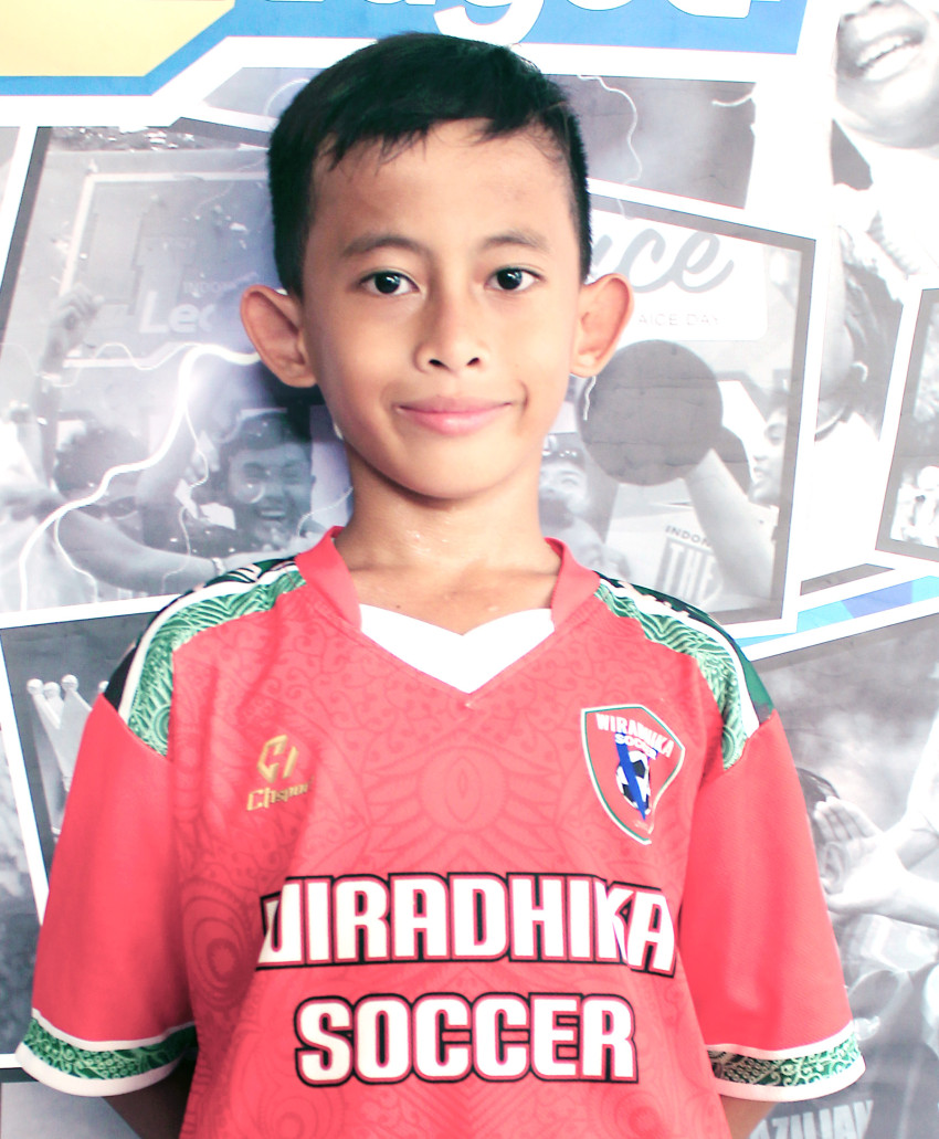 GILANG LAZUARDI HASAN