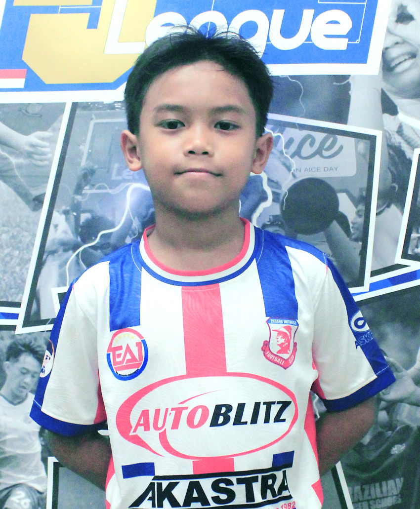 FINZA RASHIF DESNANTIA