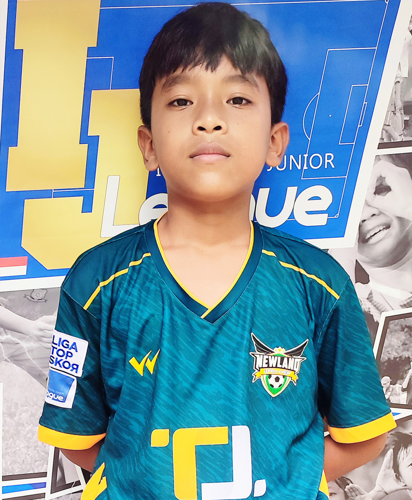 AZKHA RENOVA HARIYANTO