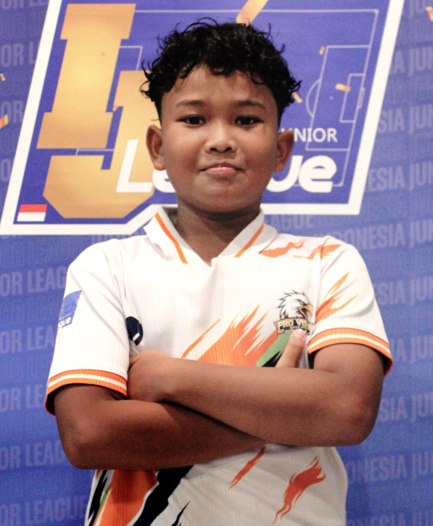 AZZAMY AL KARIIM YUNIAL